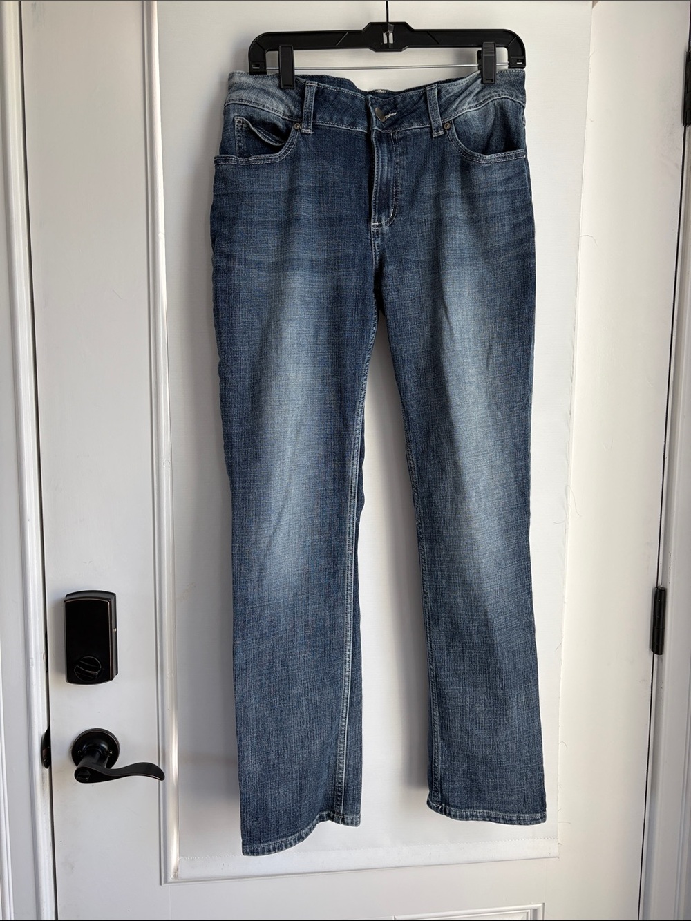 Wrangler Women's Straight Leg Faded Blue Jeans